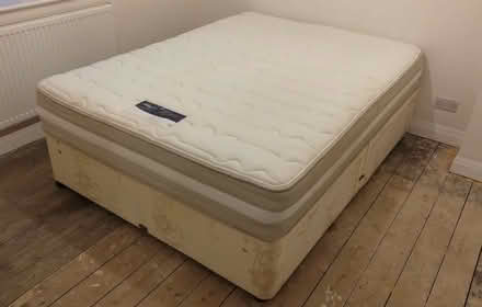 Photo of free Kingsize Mattress & Divan with 4 drawers. With fire label. (Risinghurst OX3) #1