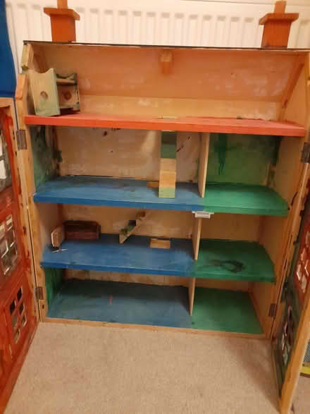 Photo of free Wooden dolls house (Malin Bridge S6) #2