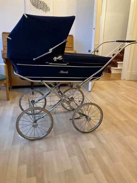Photo of free High Pram (Shawlands G41) #2