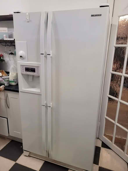 Photo of free american style fridge (World's End RH15) #3