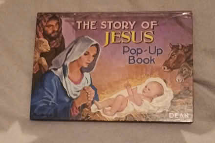 Photo of free Christmas nativity bookd (Leigh Park PO9) #3
