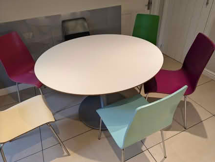 Photo of free IKEA kitchen table with 6 chairs (Kenpshott RG22) #2