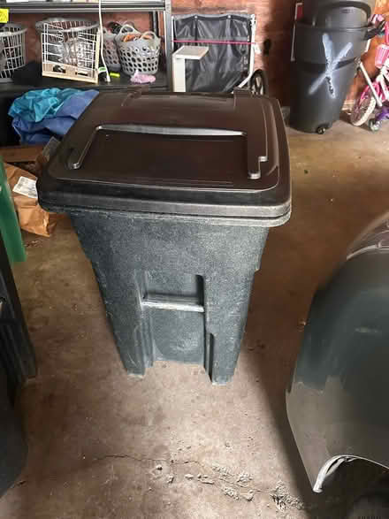 Photo of free 32 gallon trash can with wheels (Livonia) #1