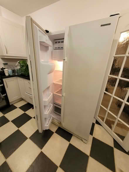 Photo of free american style fridge (World's End RH15) #4