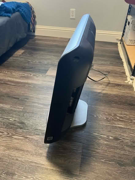 Photo of free 24inch flat screen Sony TV (North Sunnyvale) #2