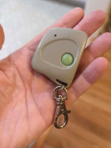 Photo of free Garage door opener keychain (20910) #1