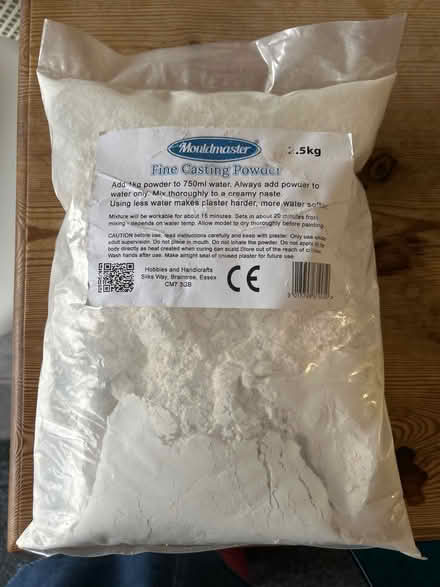 Photo of free plaster of Paris casting powder (Merstham RH1) #1