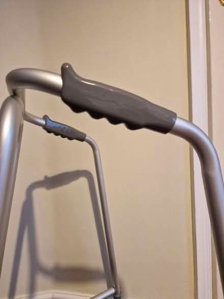 Photo of free Walking frame (Hillingdon UB10) #4