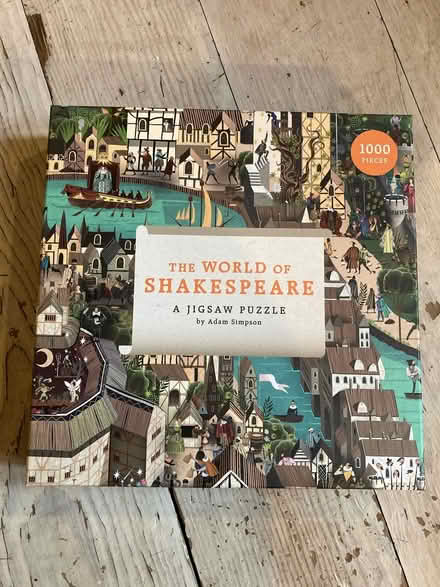 Photo of free World of Shakespeare 1000 pc puzzle (Millwall E14) #1