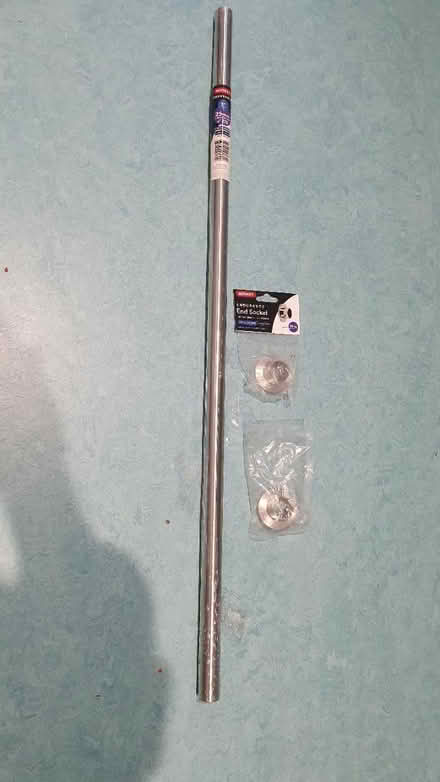 Photo of free Hanging rail with end socket (Dalston E8) #1