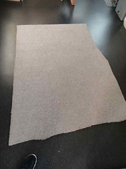 Photo of free New Carpet off cut (New Mills SK22) #1