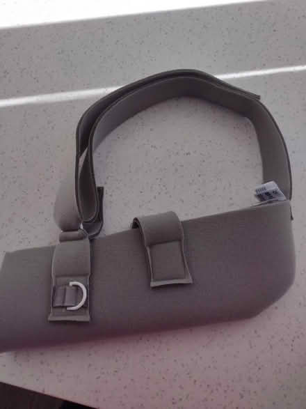 Photo of free Arm sling (Hoole Village CH2) #2