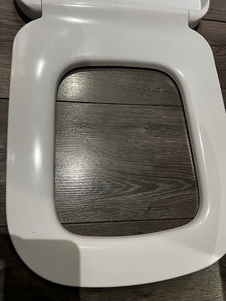 Photo of free Toilet seat (CR8) #1