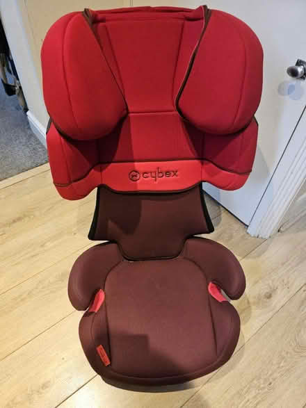 Photo of free Cybex Children's Car seat (West Molesey KT8) #2
