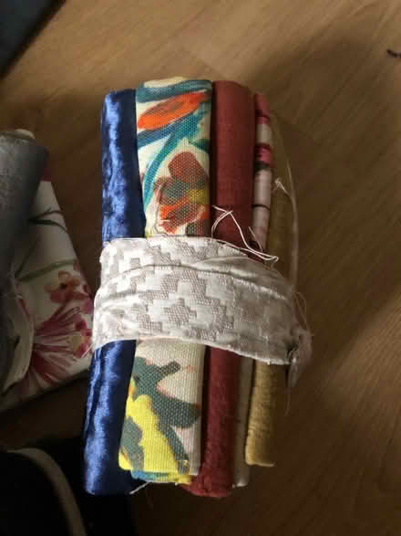 Photo of free Craft Fabric velvet etc rectangles (BN41) #3