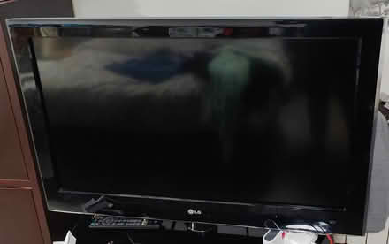 Photo of free lg tv (SL3) #1