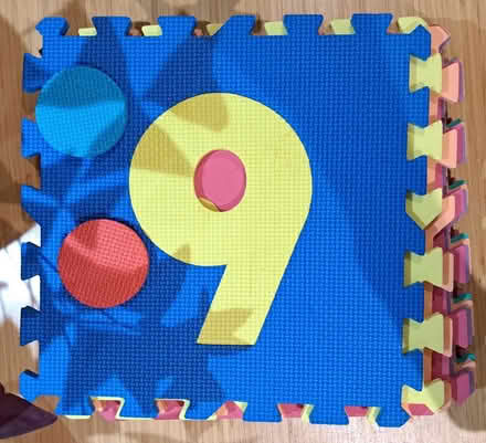 Photo of free Colourful foam number floor mat puzzle (Welwyn Garden City AL8) #1