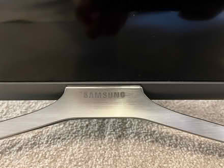Photo of free Samsung 32in tv (W7 3JG) #4