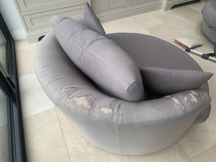 Photo of free M&S love seat sofas (BR6 Orpington) #4