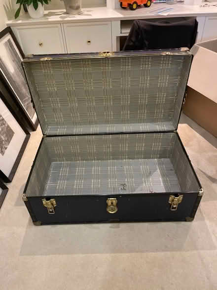 Photo of free Navy blue trunk (Wimbledon Village) #2