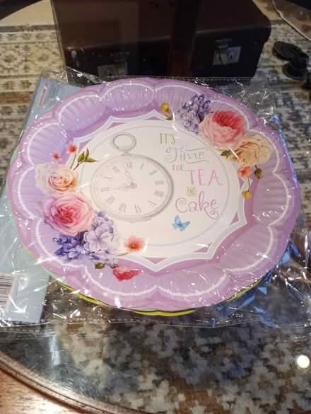 Photo of free Assorted princess/tea party things (Golcar/Slaithwaite - HD7) #3