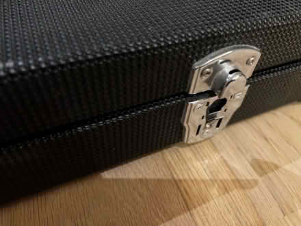 Photo of free Bass Guitar Flight Case (Wandsworth Common SW18) #3