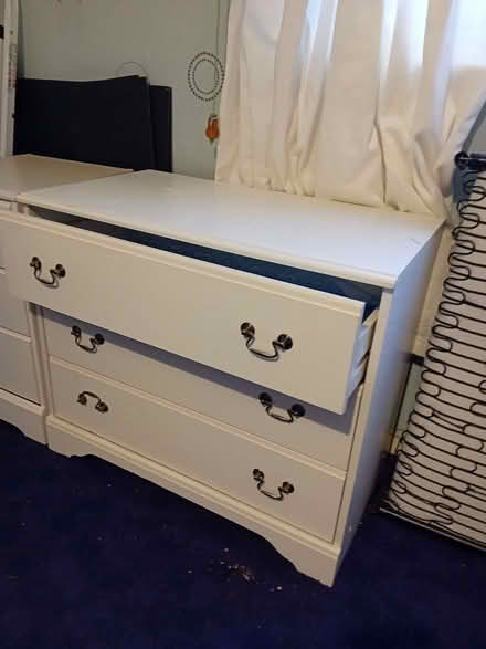 Photo of free Three drawer chest of drawers and bedside cabinet (Netteswell CM20) #1