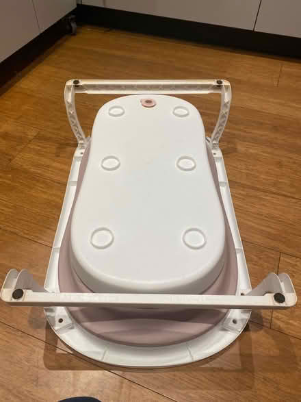 Photo of free Foldable kids bath (Shakspeare Walk, N16) #2