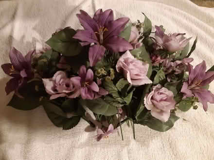Photo of free Artificial flowers (TN24) #1