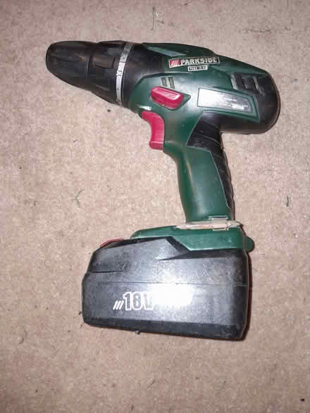 Photo of free Cordless drill. Needs new battery (Assarts Farm Estate NG16) #1
