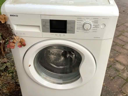 Photo of free Beko washing machine (Shocklach SY14) #1
