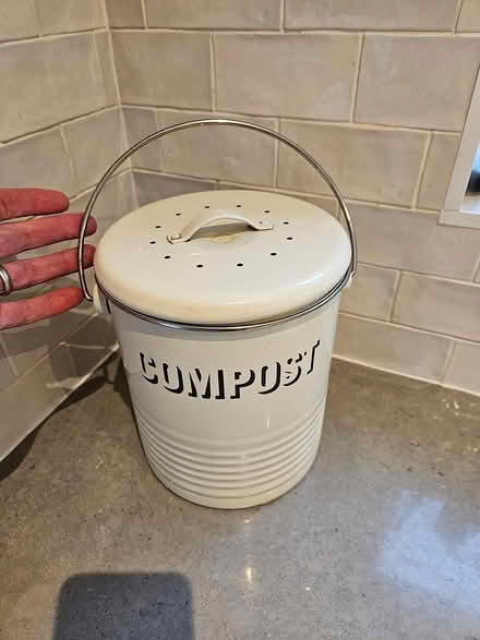 Photo of free Metal food caddy (Hitchin SG4) #2