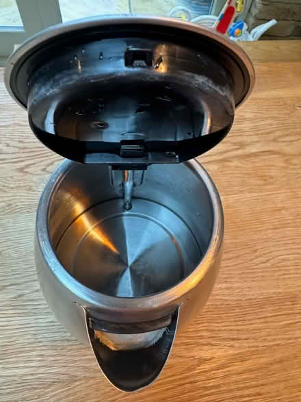 Photo of free Morphy Richards Kettle (TW9, Richmond) #3