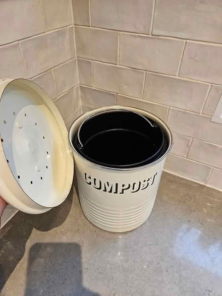 Photo of free Metal food caddy (Hitchin SG4) #3