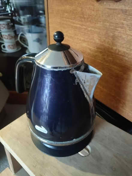 Photo of free Delonghi Kettle (Tottenham Hale N17) #1