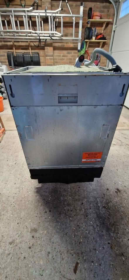 Photo of free Inbuilt fullsize dishwasher (Fleet, Hampshire, GU51) #1