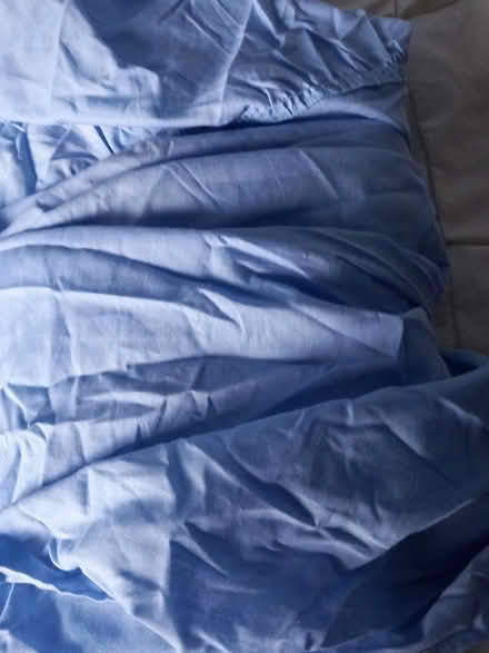 Photo of free Single blue valence sheet (Cam GL11) #1