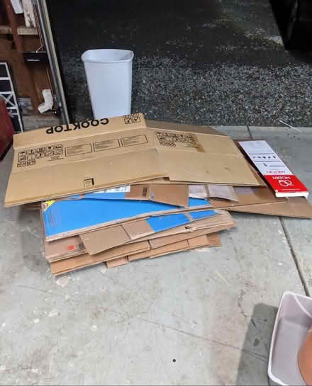 Photo of free Boxes pickup near Sj cntry club (Berryessa San Jose) #1