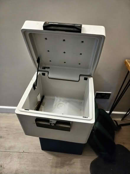 Photo of free Fireproof safe (no key) (Sheffield S9 Wincobank) #1