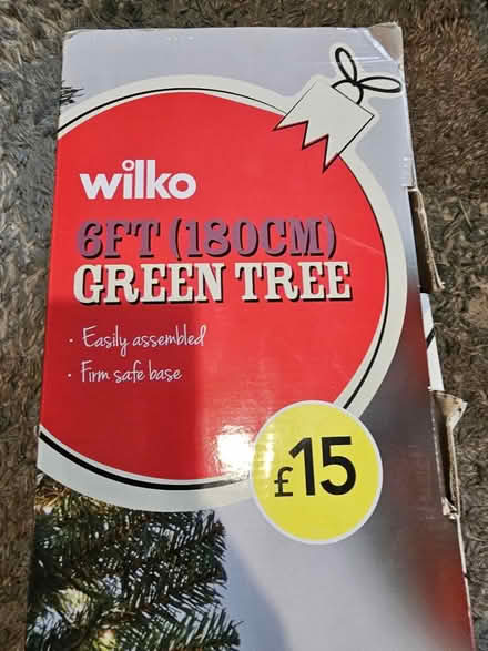 Photo of free Christmas Tree (6ft, Artificial) (Kingston KT2) #2