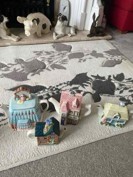Photo of free Collectible teapots (B29) #1