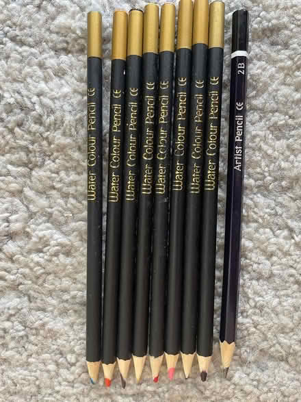 Photo of free Artist Pencils / Lápices de artista (Petworth) #4