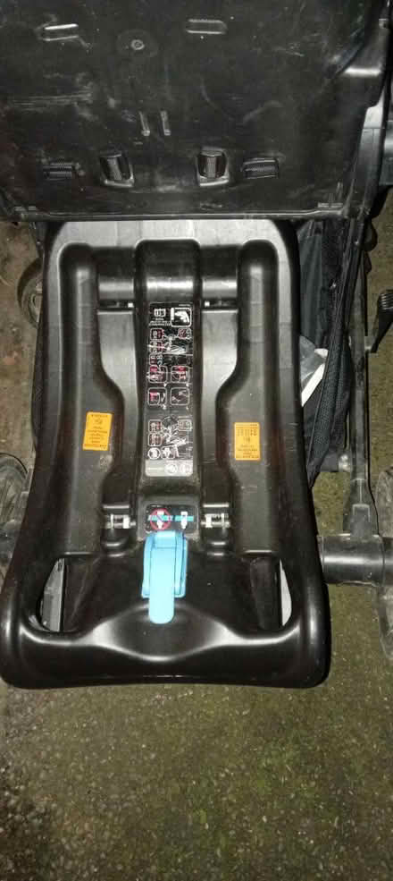 Photo of free New born car seat (OX14 Abingdon) #1