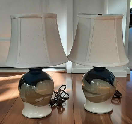 Photo of free Pair of Lamps (Kaneohe) #1