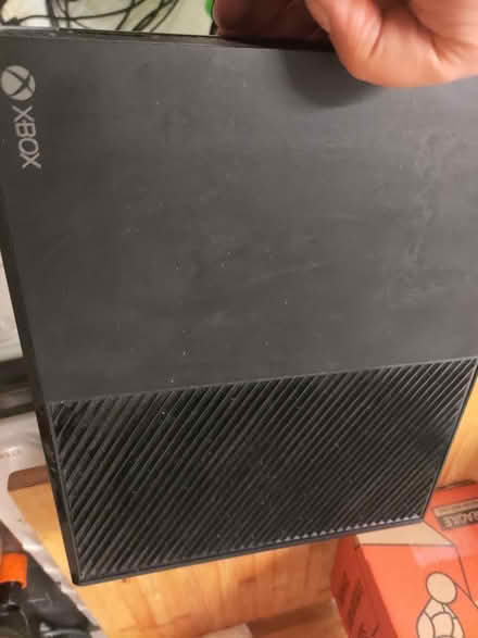 Photo of free Xbox one (needs repair) (CV5) #2