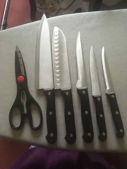 Photo of free Knife set and block (Bishops Cleeve GL52) #2