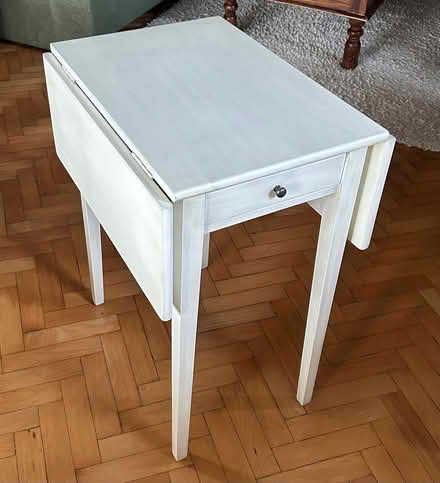 Photo of free Occasional table and two bar stools (Amersham HP7) #2