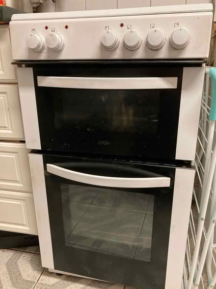 Photo of free 4 hob cooker electric (Luton) #1