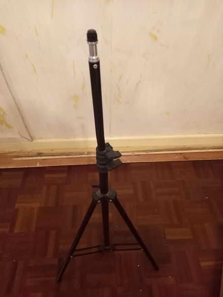 Photo of free Tripod device (Harwell OX11) #1