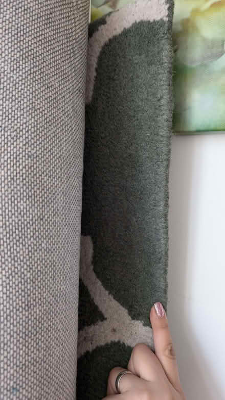 Photo of free The long table / Carpet (Mill Hill, The Hale HA8) #3